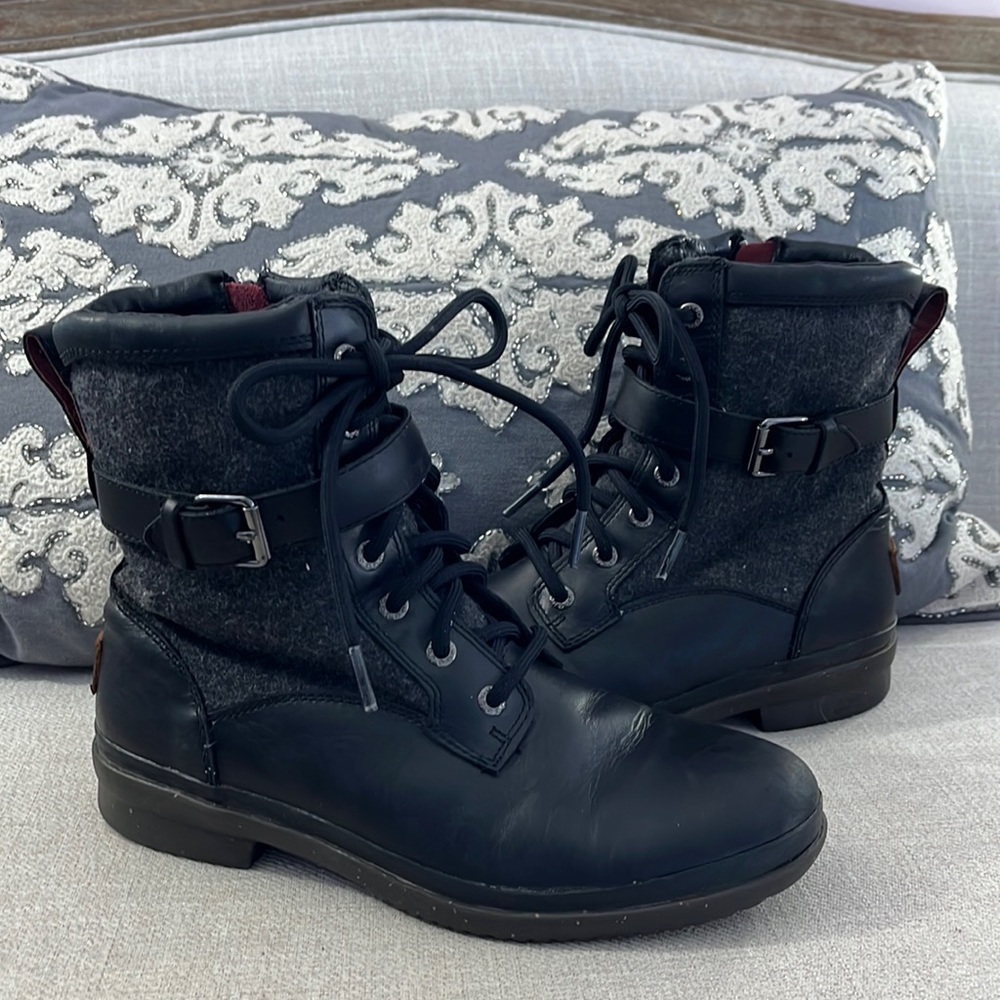 COPY - Ugg Size 8 Kelsey Black Waterproof Lace Up Leather Boots